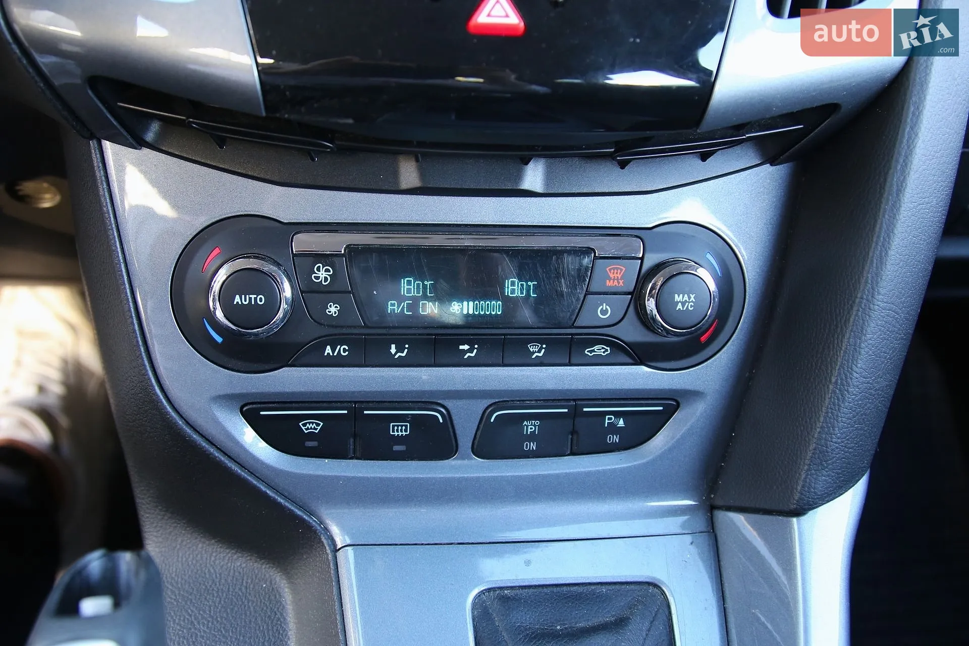 2011 Ford Focus - мініатюра 17