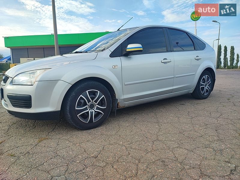 Хэтчбек Ford Focus 2007 в Южноукраинске