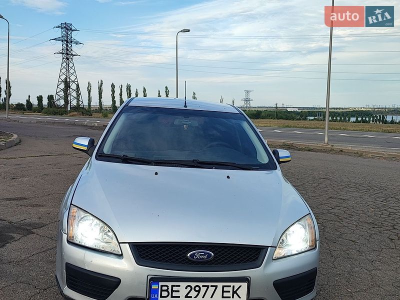 Хэтчбек Ford Focus 2007 в Южноукраинске