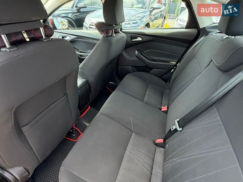 Седан Ford Focus 2017 в Ивано-Франковске