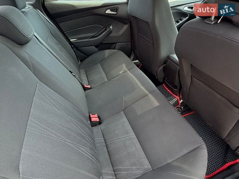 Седан Ford Focus 2017 в Ивано-Франковске