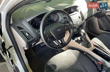 Хэтчбек Ford Focus 2015 в Полтаве фото 10 Хэтчбек Ford Focus 2015 в Полтаве