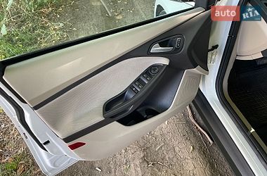 Хэтчбек Ford Focus 2015 в Полтаве фото 16 Хэтчбек Ford Focus 2015 в Полтаве