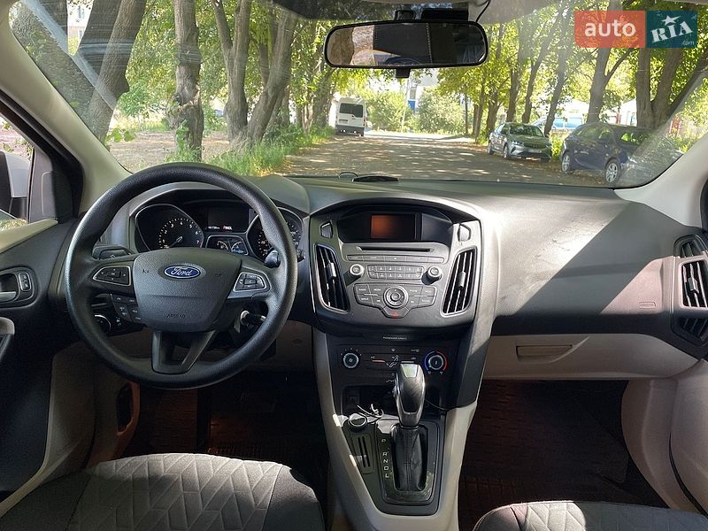 Хэтчбек Ford Focus 2015 в Полтаве фото 11 Хэтчбек Ford Focus 2015 в Полтаве