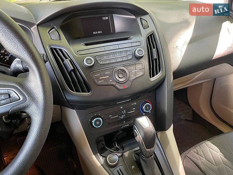 Хэтчбек Ford Focus 2015 в Полтаве фото 14 Хэтчбек Ford Focus 2015 в Полтаве