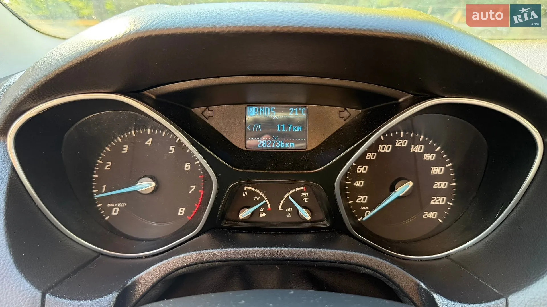 2011 Ford Focus - мініатюра 11