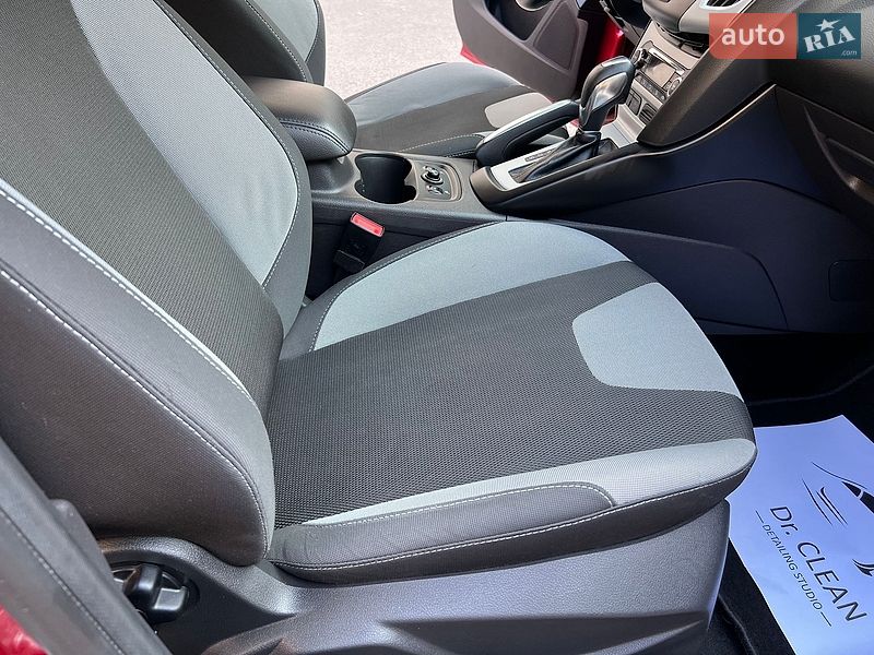 Хэтчбек Ford Focus 2013 в Луцке фото 18 Хэтчбек Ford Focus 2013 в Луцке