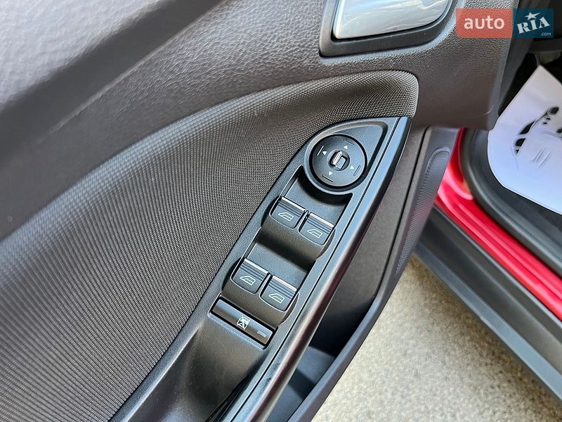 Хэтчбек Ford Focus 2013 в Луцке фото 20 Хэтчбек Ford Focus 2013 в Луцке