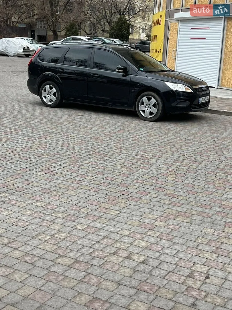 2010 Ford Focus - мініатюра 10