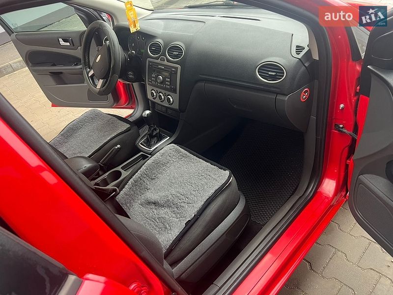 Хэтчбек Ford Focus 2007 в Тернополе