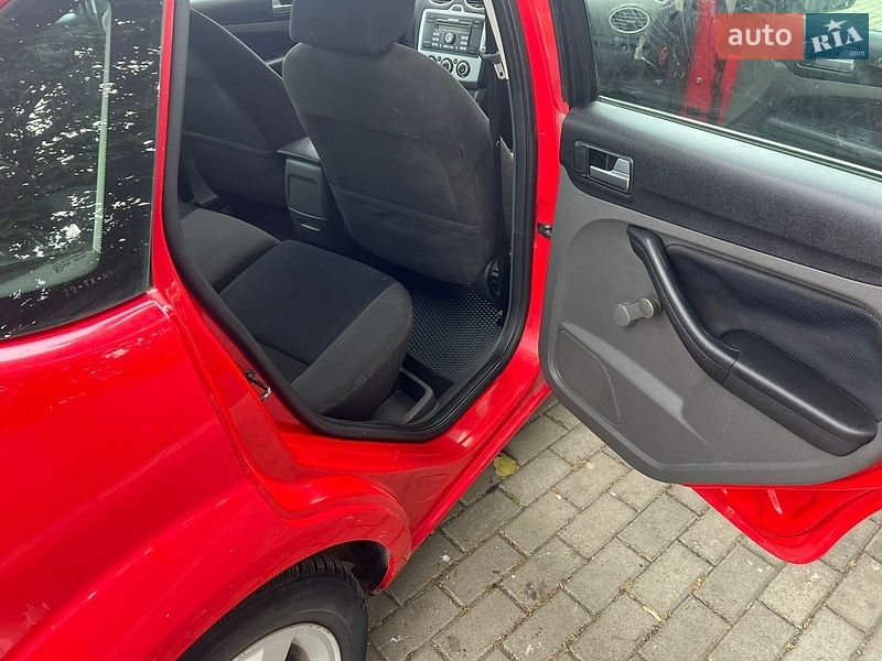 Хэтчбек Ford Focus 2007 в Тернополе