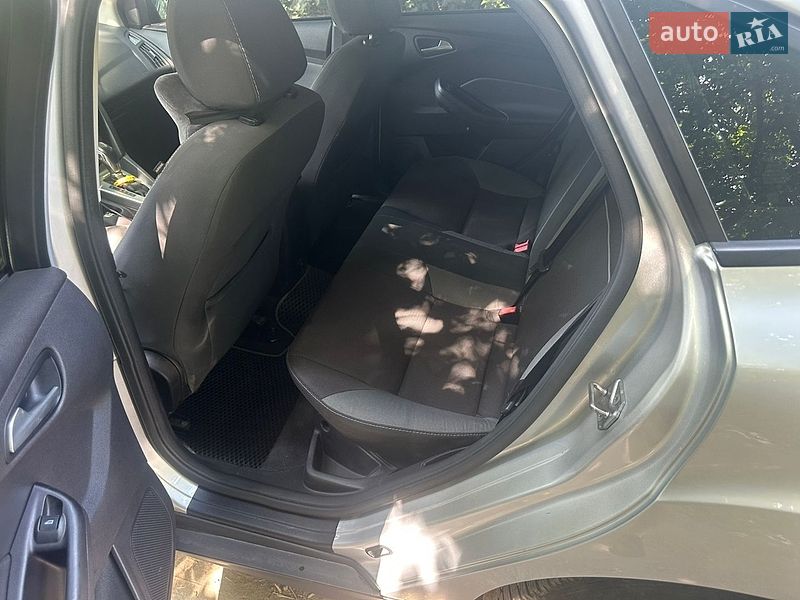 Седан Ford Focus 2014 в Сумах