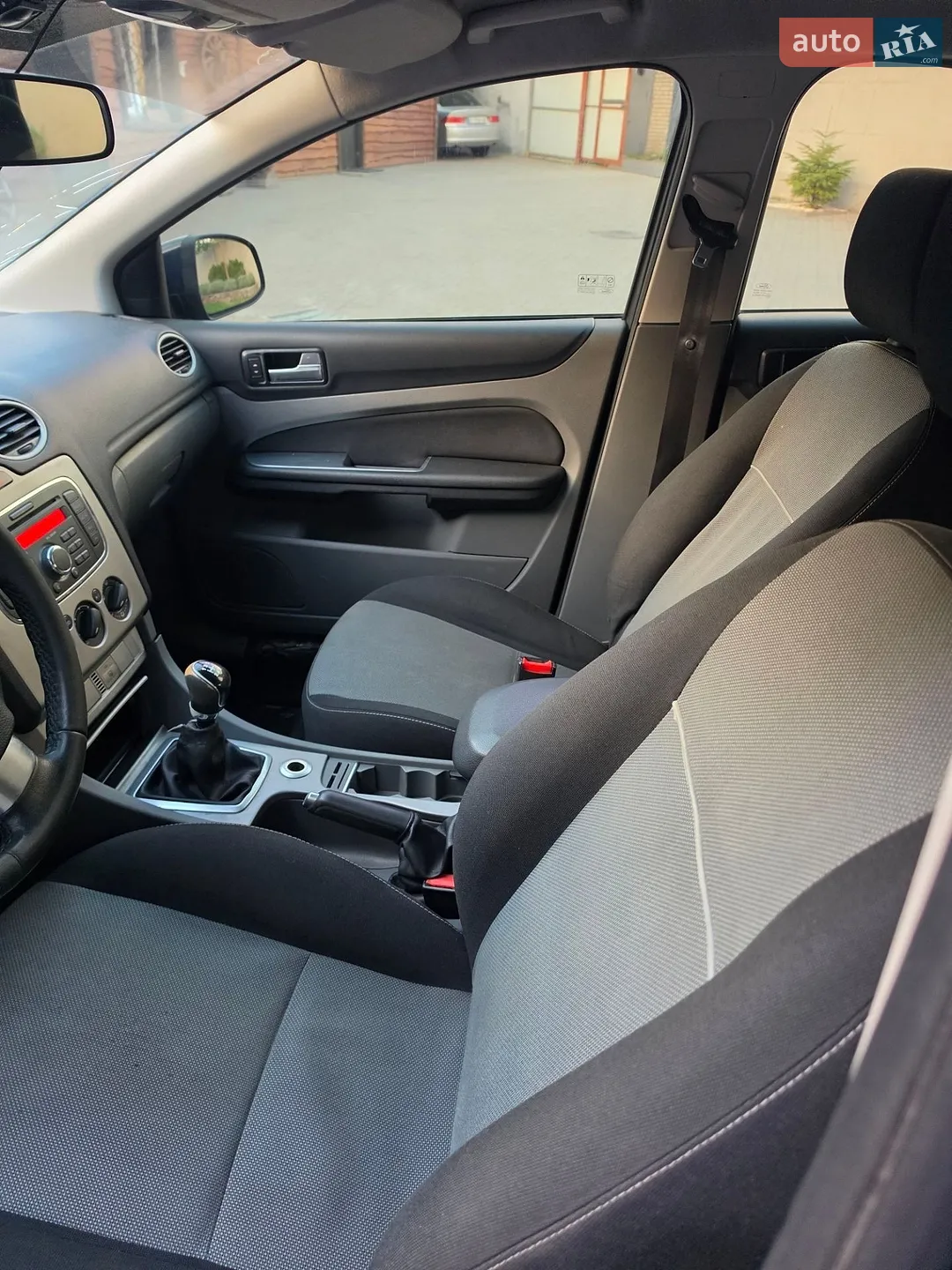 2011 Ford Focus - мініатюра 8