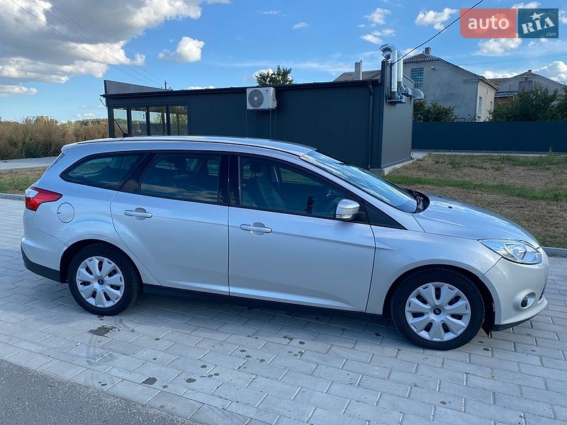Универсал Ford Focus 2012 в Жовкве фото 12 Универсал Ford Focus 2012 в Жовкве