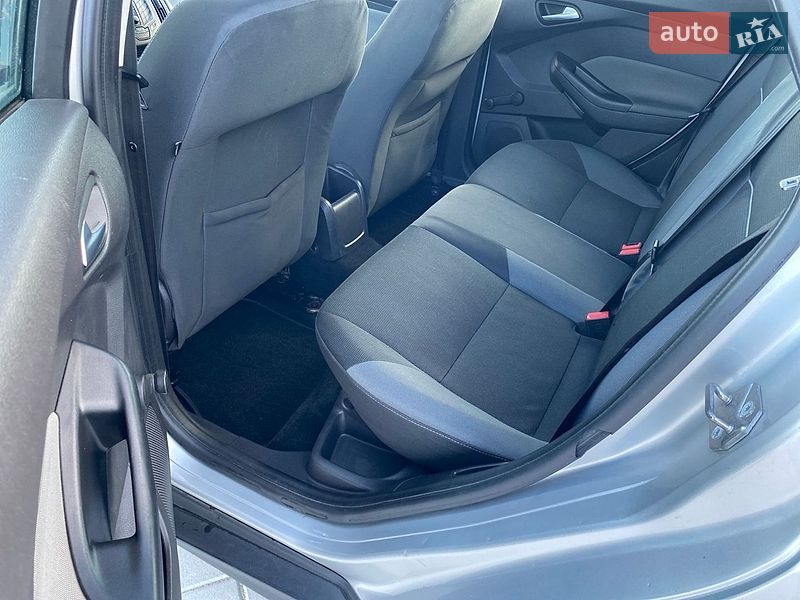 Универсал Ford Focus 2012 в Жовкве фото 27 Универсал Ford Focus 2012 в Жовкве