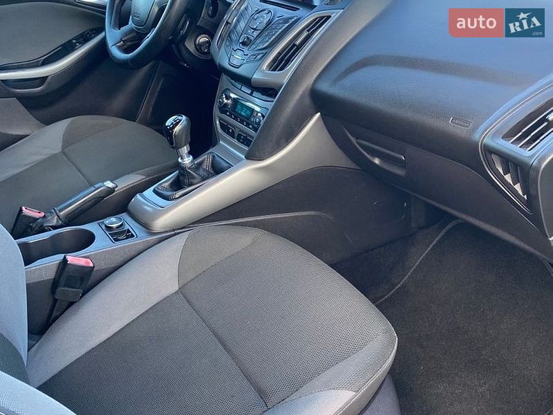 Универсал Ford Focus 2012 в Жовкве фото 30 Универсал Ford Focus 2012 в Жовкве