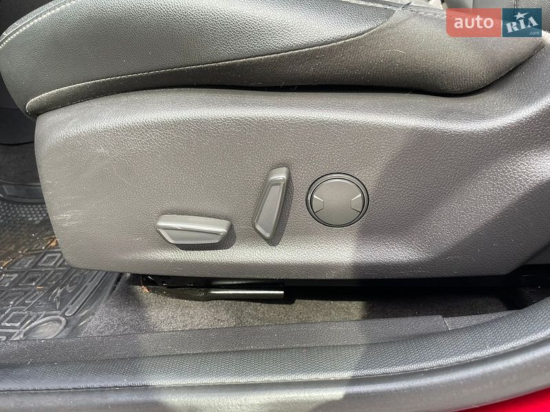 Хэтчбек Ford Focus 2015 в Перемышлянах