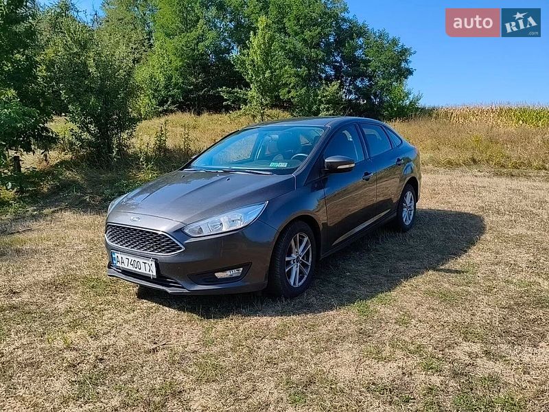 Седан Ford Focus 2015 в Києві