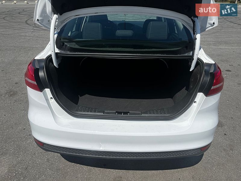 Седан Ford Focus 2016 в Запоріжжі