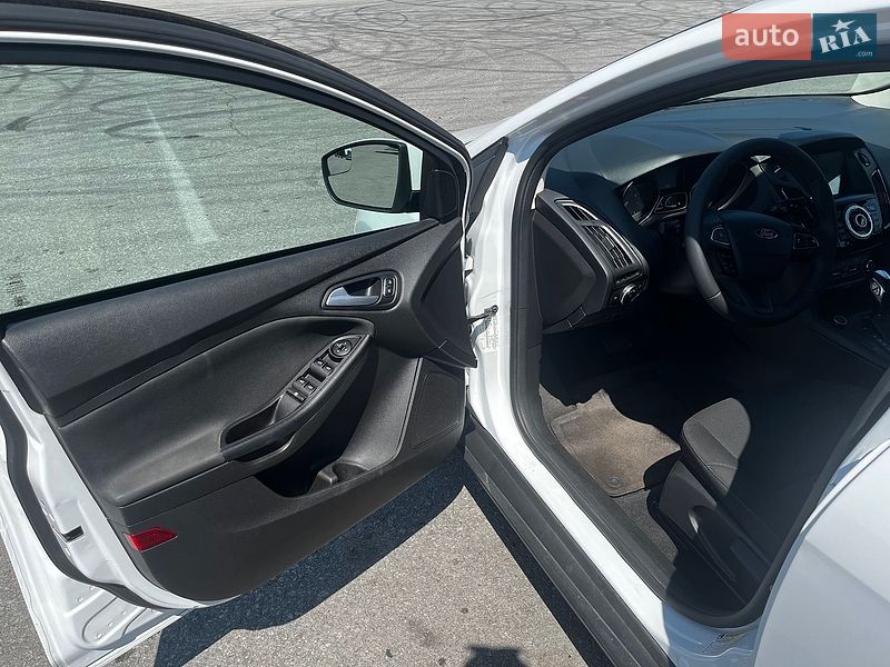 Седан Ford Focus 2016 в Запоріжжі