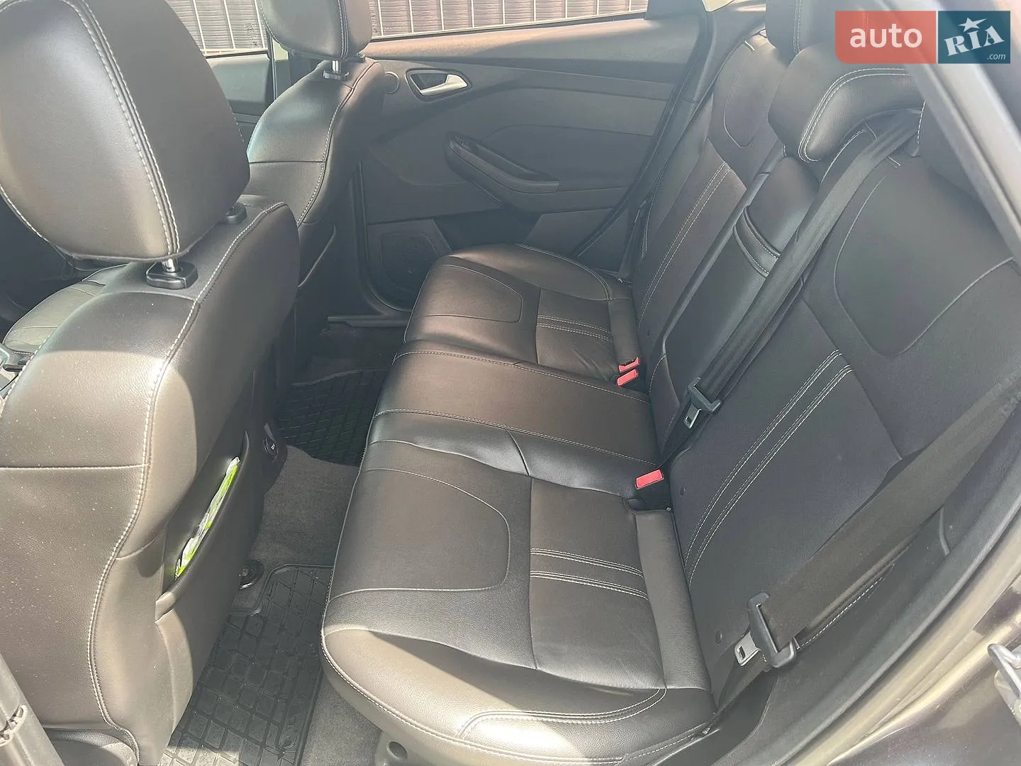 2012 Ford Focus - мініатюра 9