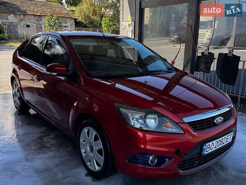 Хетчбек Ford Focus 2010 в Тернополі