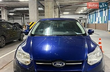 Седан Ford Focus 2013 в Киеве фото Седан Ford Focus 2013 в Киеве