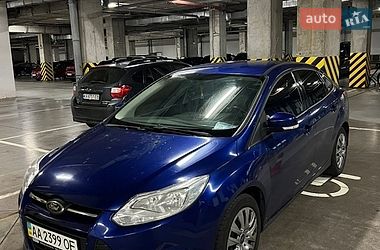 Седан Ford Focus 2013 в Киеве фото 2 Седан Ford Focus 2013 в Киеве