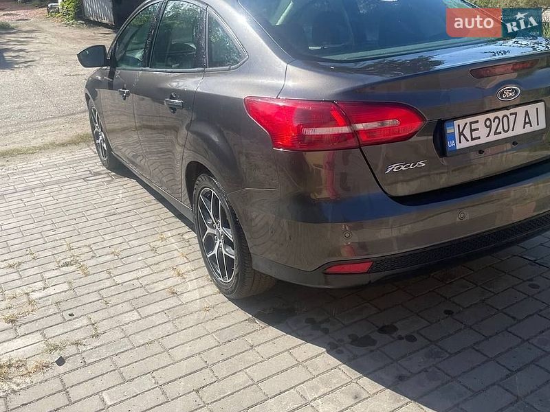 Седан Ford Focus 2017 в Дніпрі