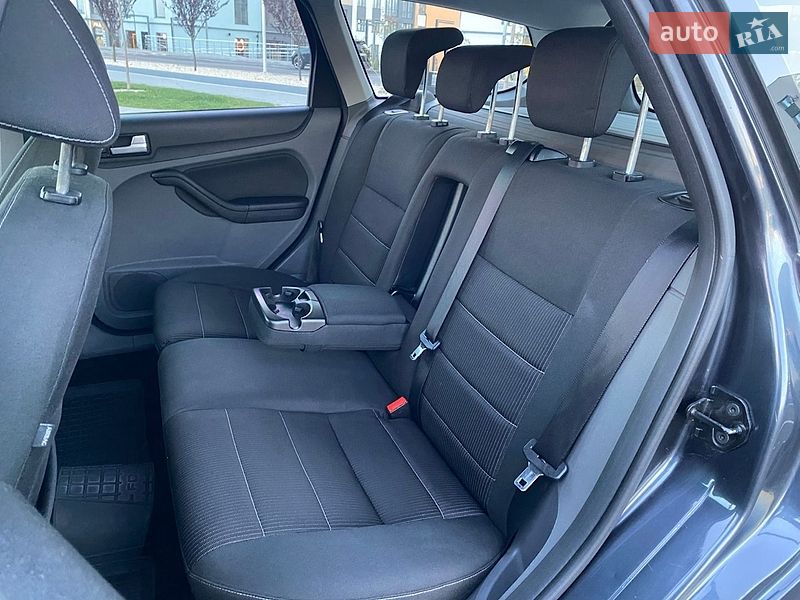 Универсал Ford Focus 2008 в Ровно