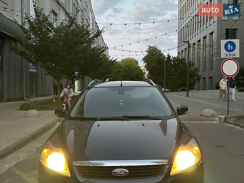 Универсал Ford Focus 2010 в Львове