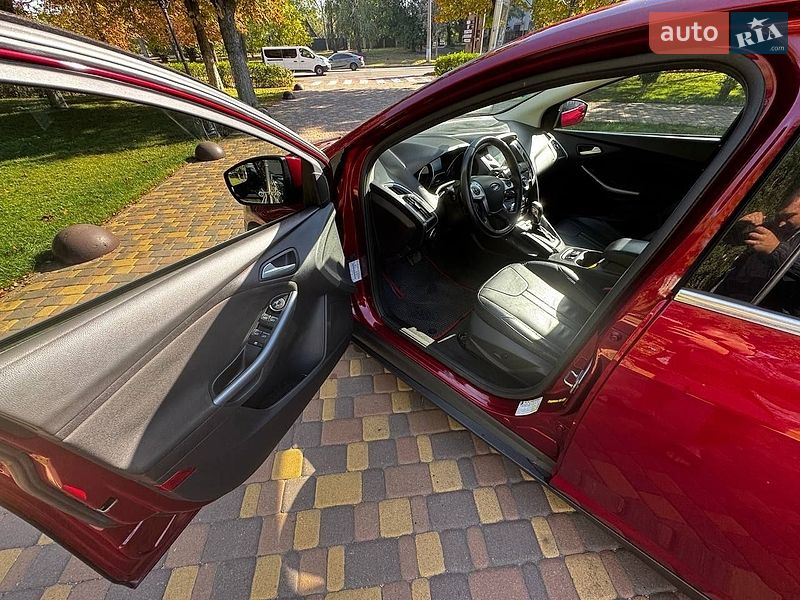 Хетчбек Ford Focus 2014 в Києві