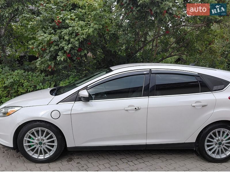 Хетчбек Ford Focus 2012 в Львові