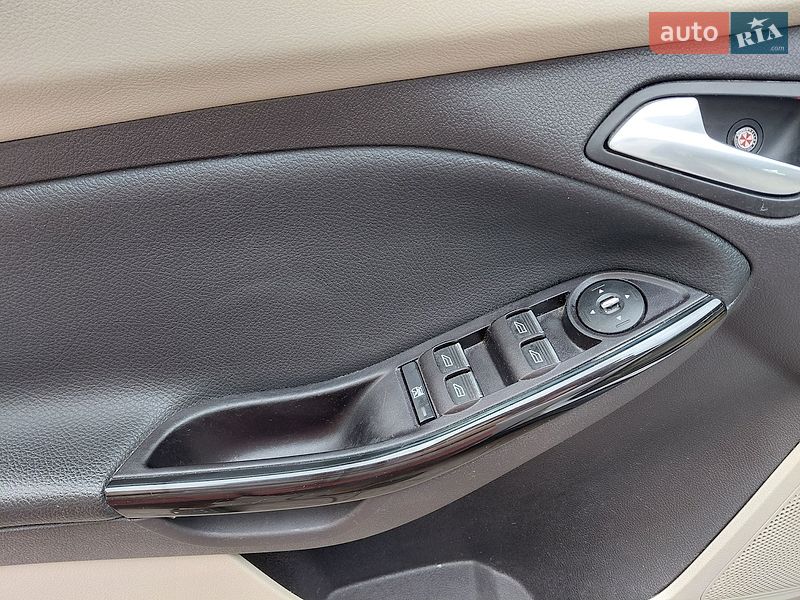 Хетчбек Ford Focus 2012 в Львові