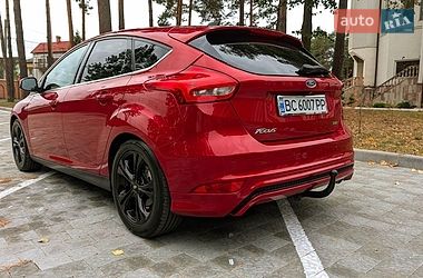 Хэтчбек Ford Focus 2015 в Львове