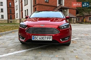 Хэтчбек Ford Focus 2015 в Львове