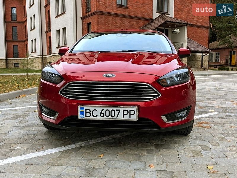 Хэтчбек Ford Focus 2015 в Львове