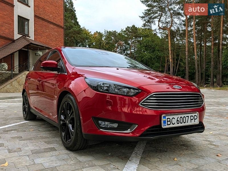 Хэтчбек Ford Focus 2015 в Львове