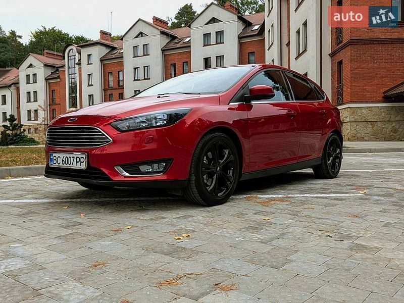 Хэтчбек Ford Focus 2015 в Львове
