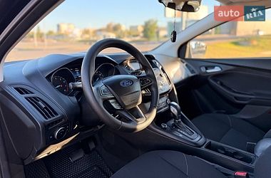 Хетчбек Ford Focus 2016 в Кривому Розі