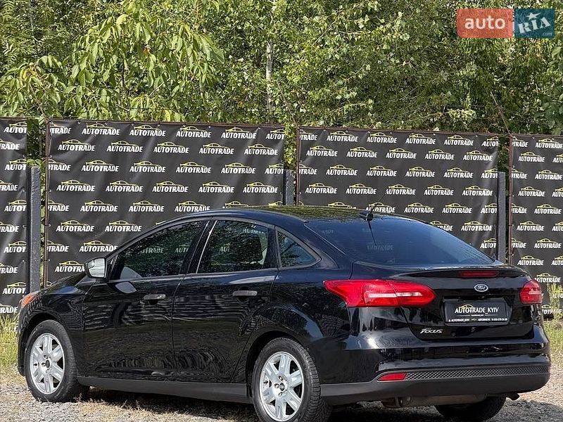 Седан Ford Focus 2015 в Києві