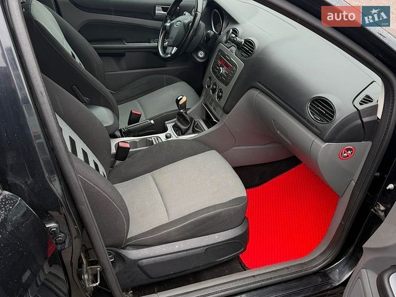 Универсал Ford Focus 2010 в Львове