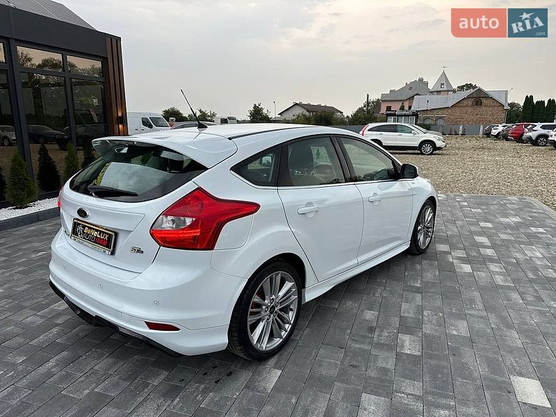 Хетчбек Ford Focus 2013 в Коломиї