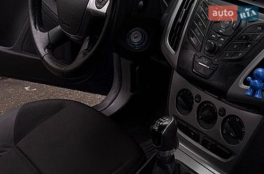 Седан Ford Focus 2013 в Киеве фото 14 Седан Ford Focus 2013 в Киеве