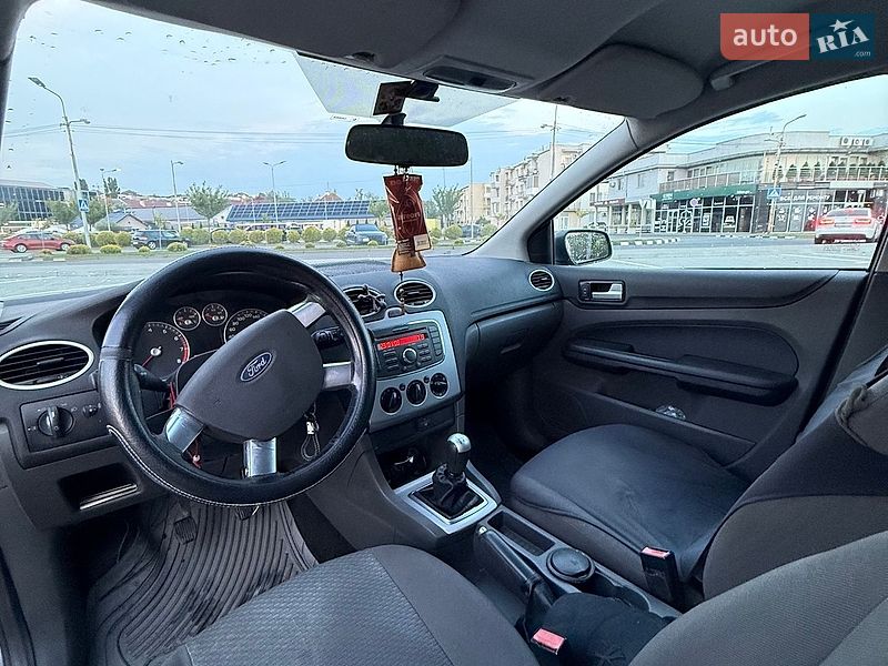Хэтчбек Ford Focus 2007 в Ужгороде