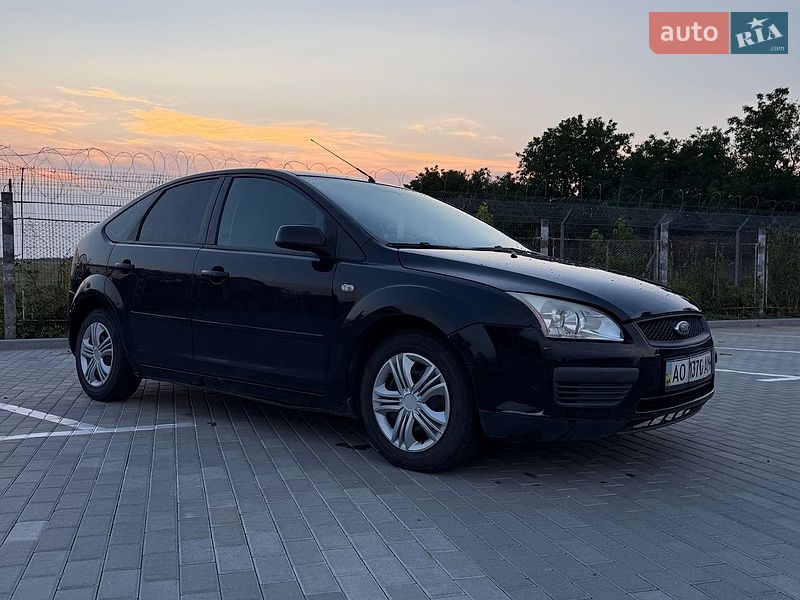 Хэтчбек Ford Focus 2007 в Ужгороде