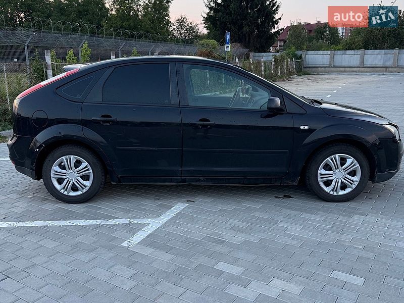 Хэтчбек Ford Focus 2007 в Ужгороде