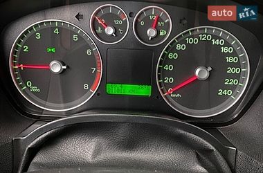 Седан Ford Focus 2005 в Днепре