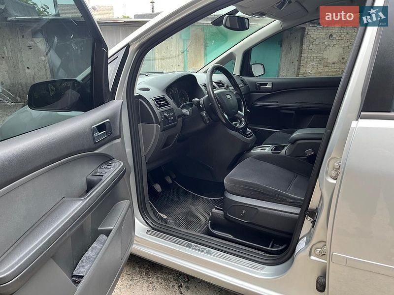 Седан Ford Focus 2005 в Днепре