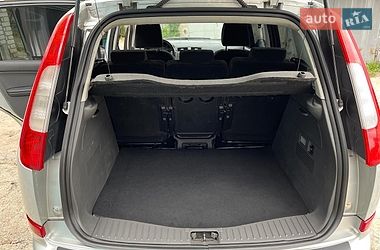 Седан Ford Focus 2005 в Днепре